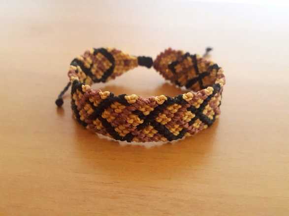 Pulseira macramé trança