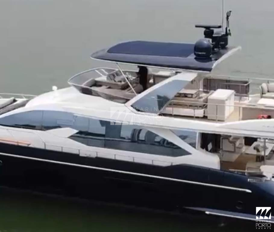 Azimut 74
