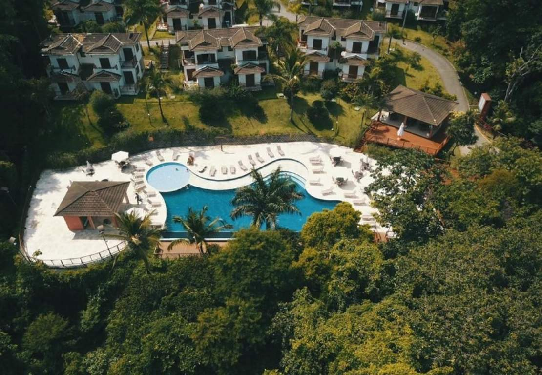 Bangâlo em Condominio