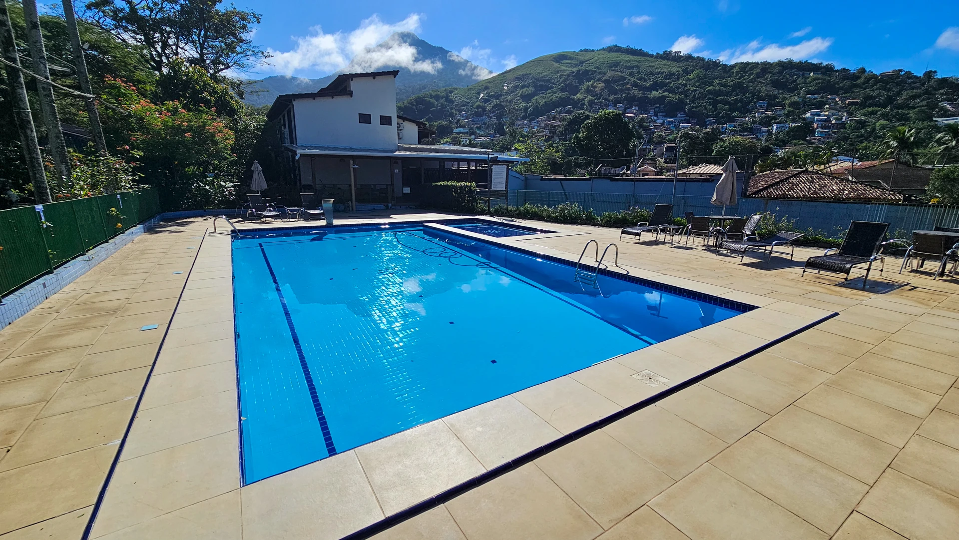 Casa à venda- Itaquandub