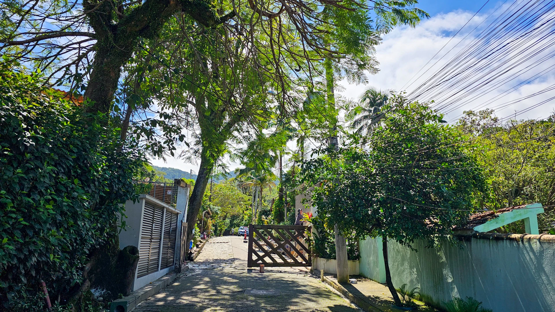 Casa à venda- Itaquandub