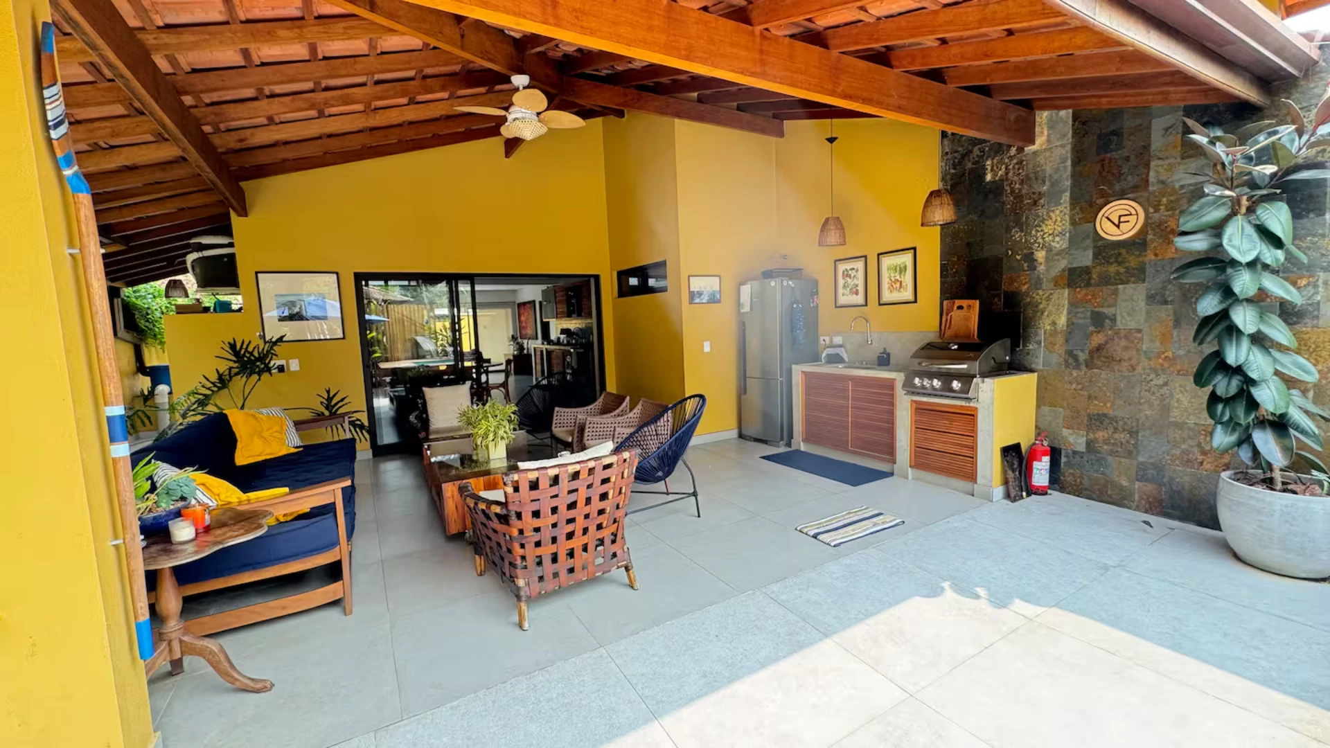 Casa com 2 suítes