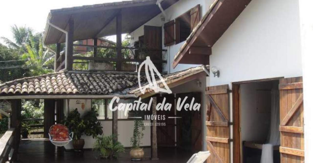 Casa com acesso a Praia