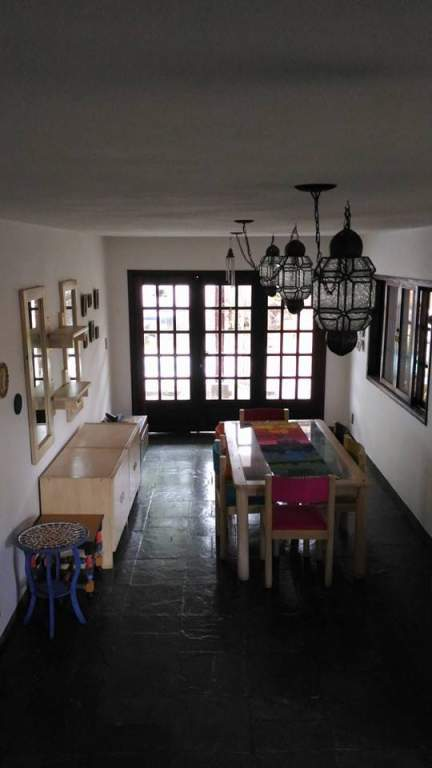 Casa em bairro Nobre 