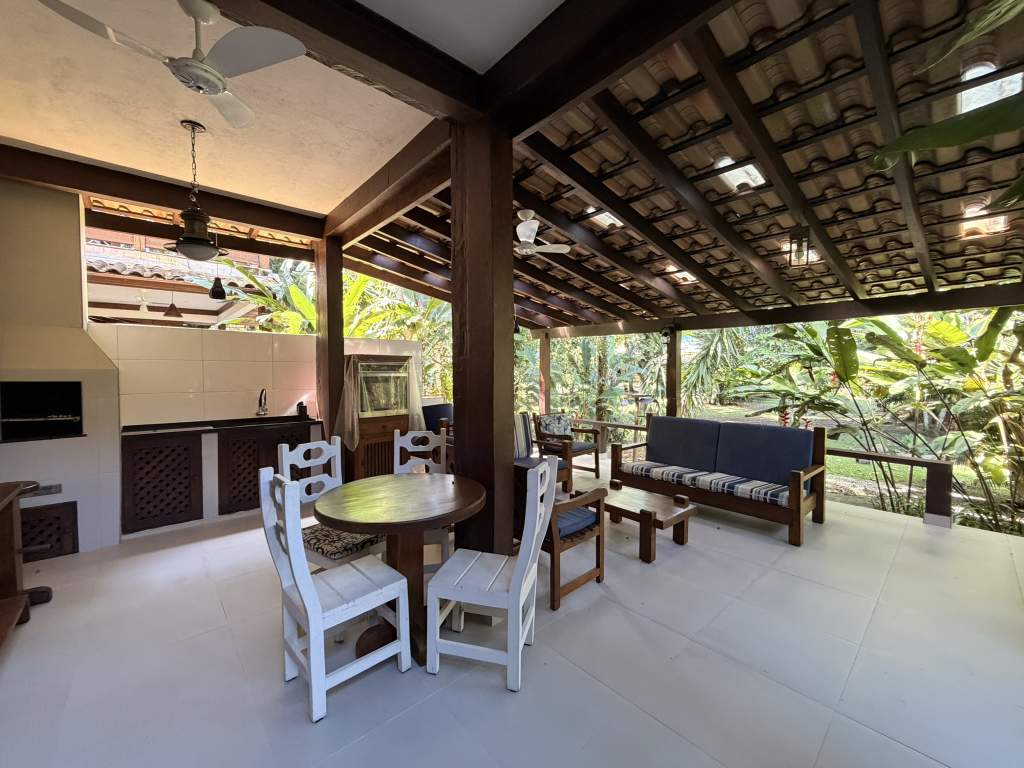 Casa para locação anual