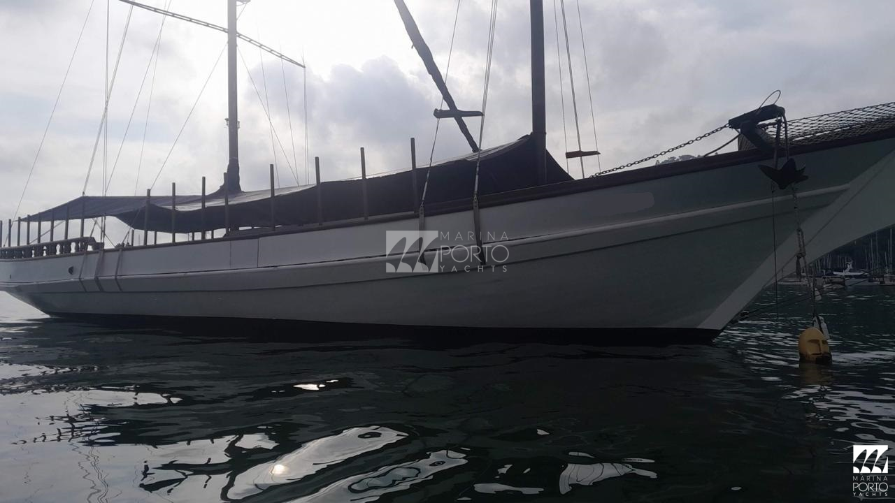 Escuna De Madeira 73
