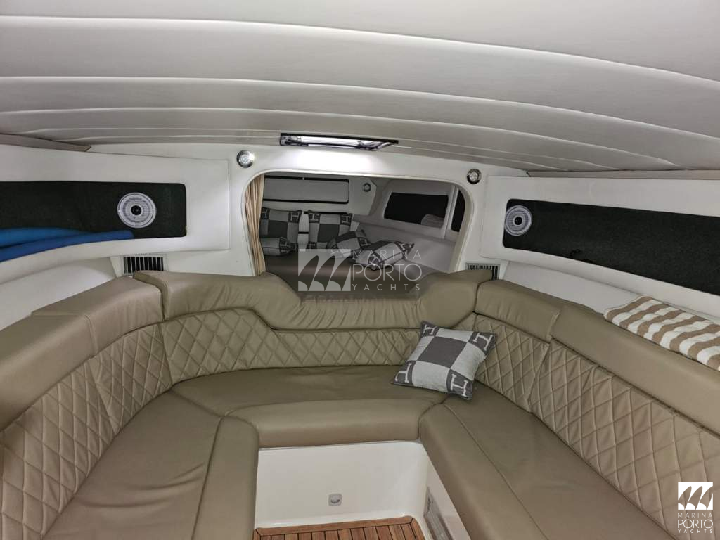 Intermarine 42