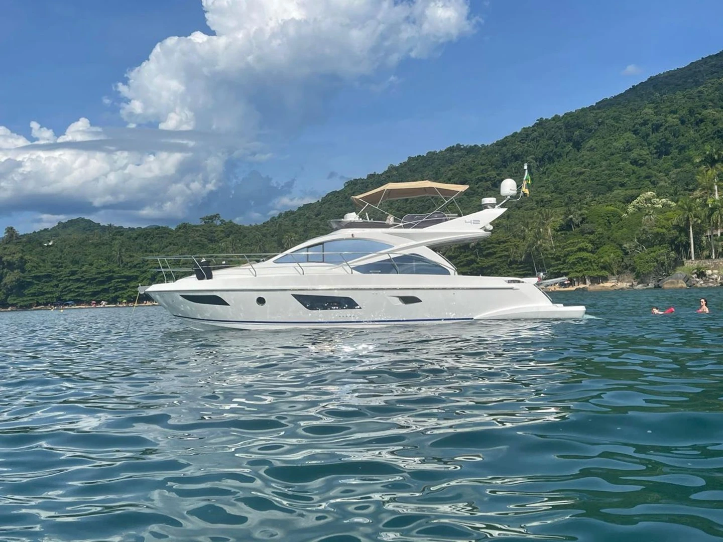 Intermarine 42