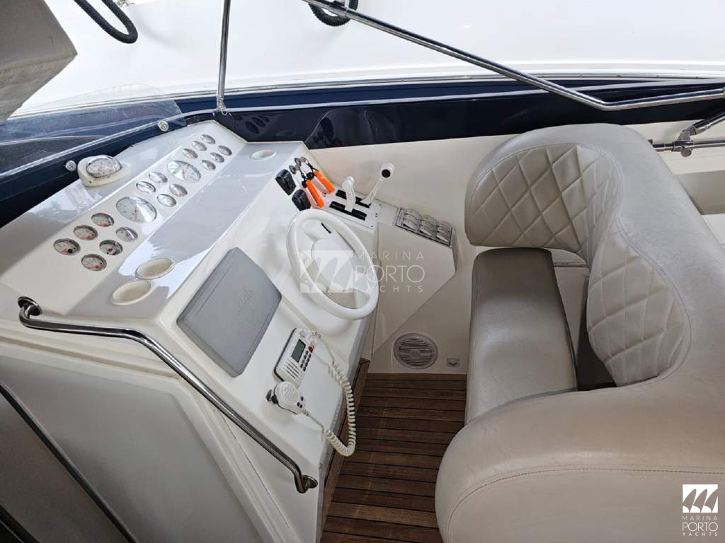 Intermarine 42