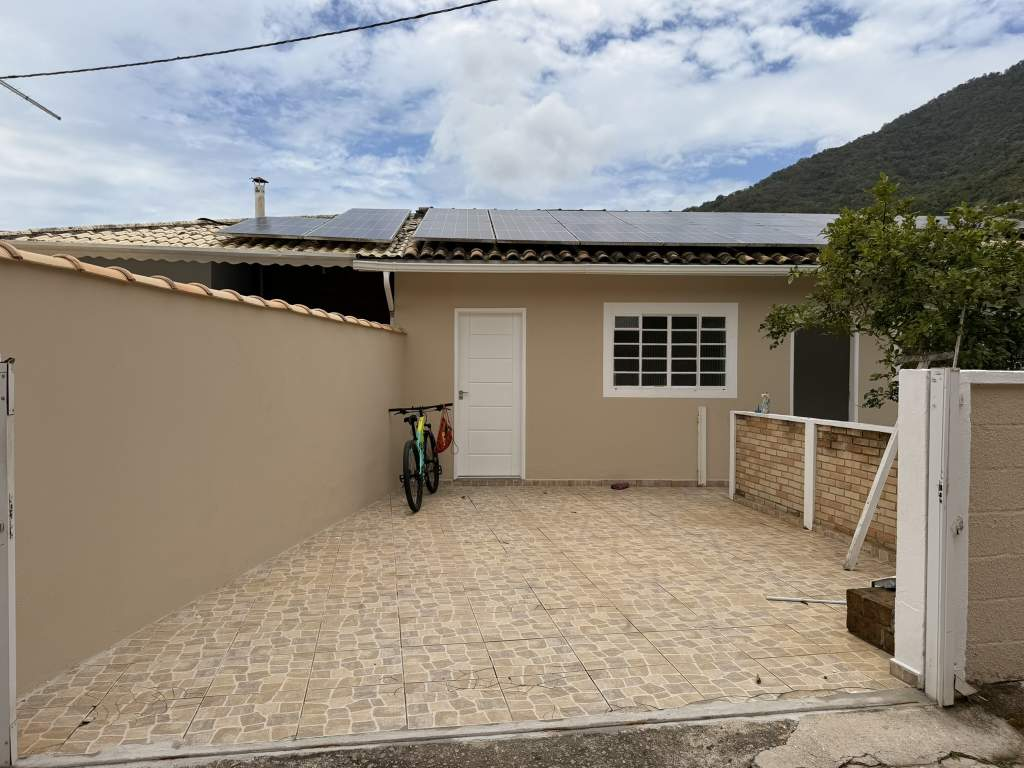 Locação anual- quintal 