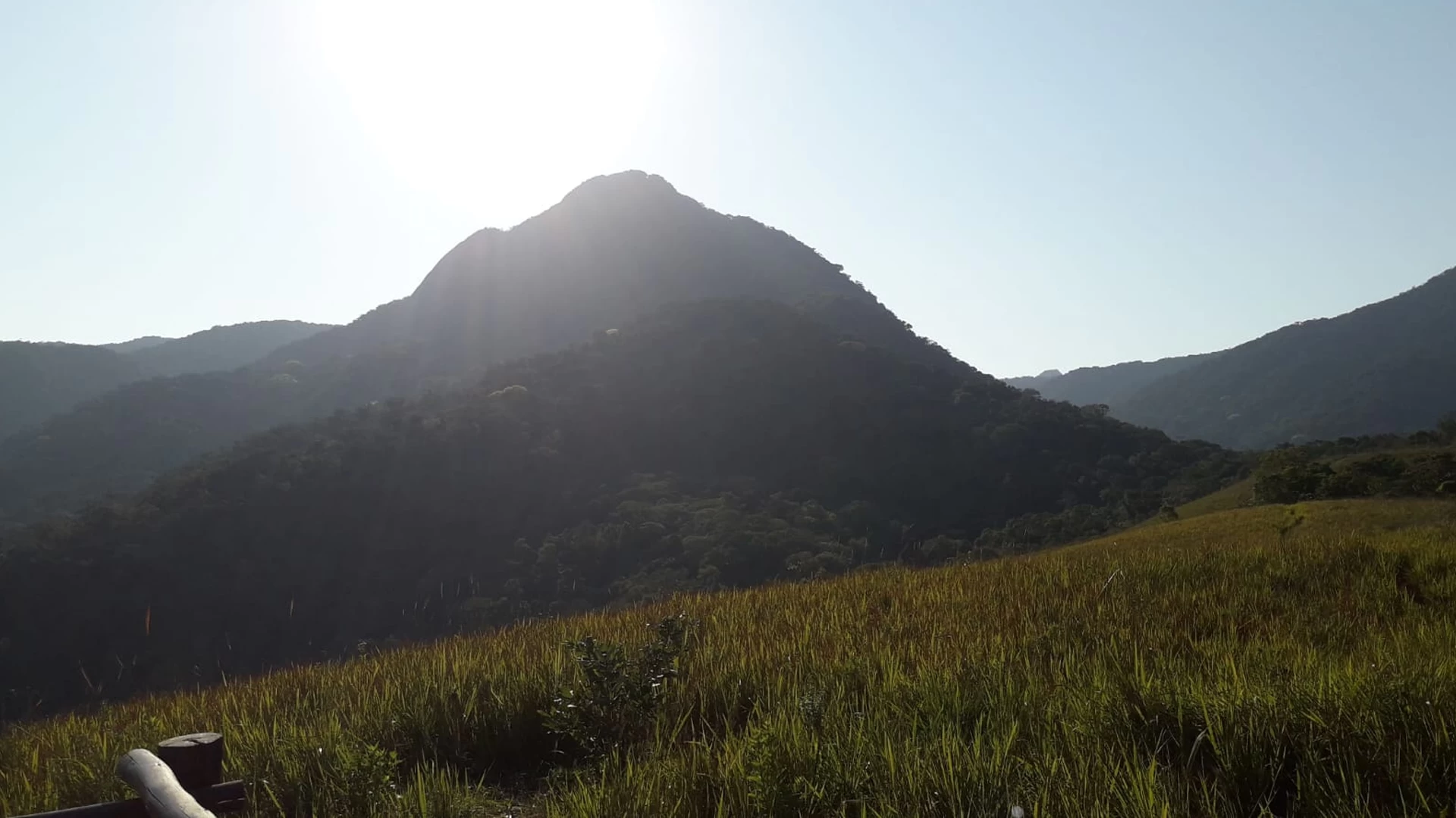 Trilha Pico do Baepi