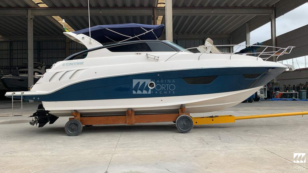 Triton 36