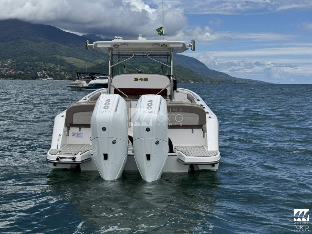 Victory 348