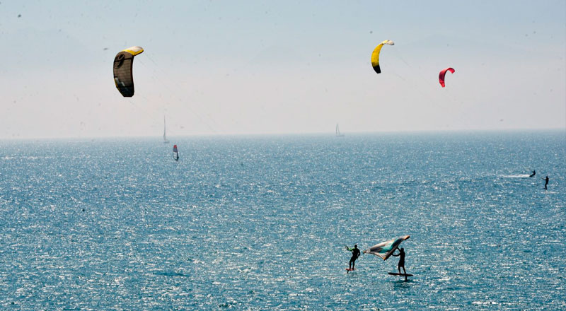 Rei da Ilha de Kitesurf Hydrofoil