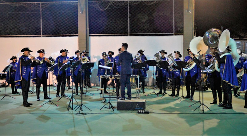Apresentação musical e teatral 