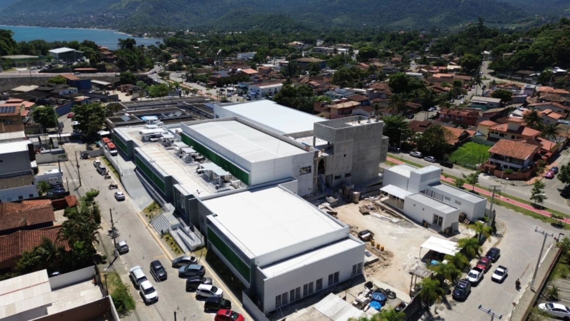 Ilhabela entrega nova ala de internação 