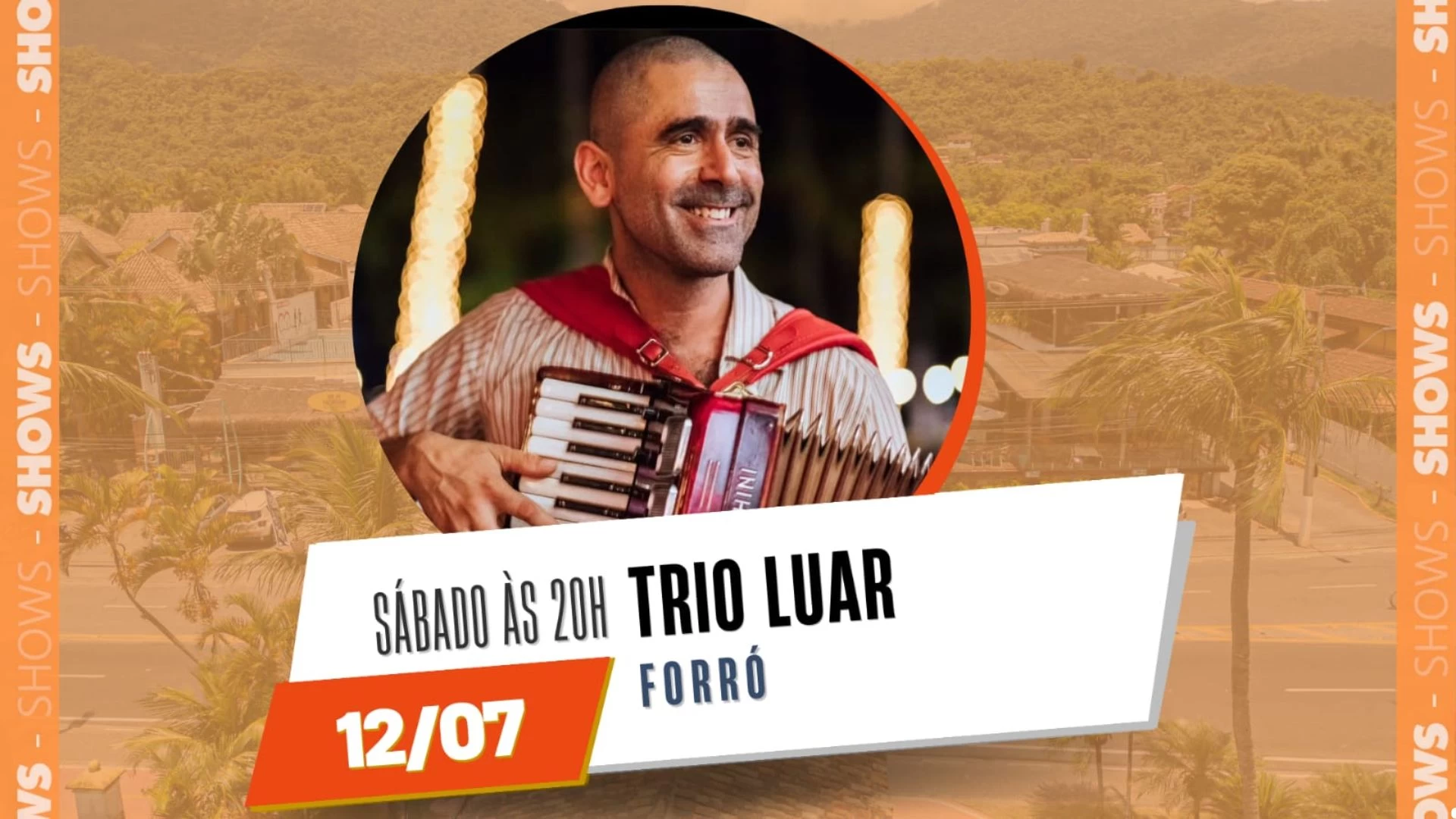 Trio Luar no Shopping Ardhentia